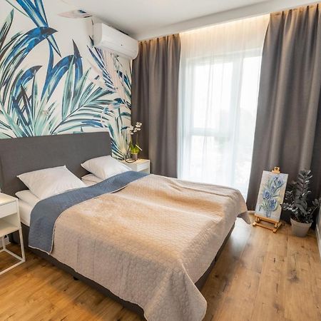 Home Apartament Metro Mlociny 97 华沙 外观 照片